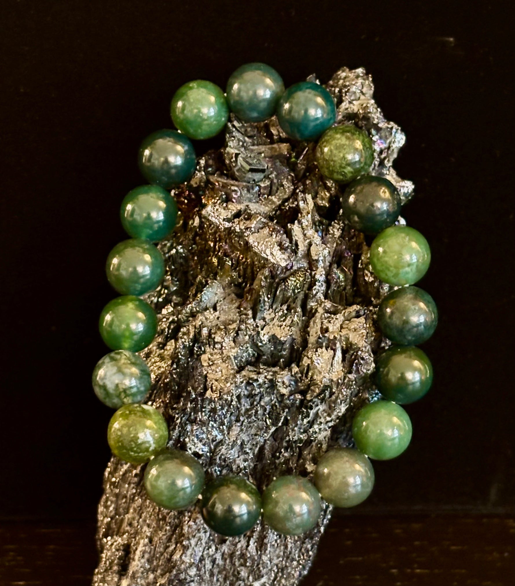 The Healing Power of Natural Stone Bracelets: Protection, Wellness & More