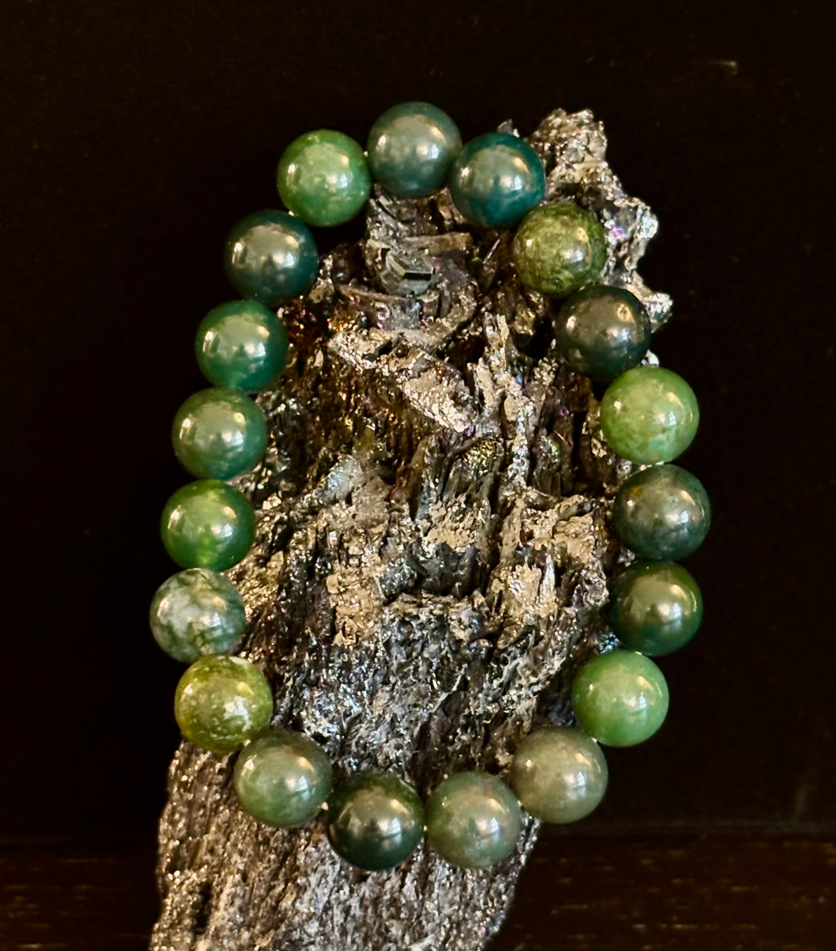 The Healing Power of Natural Stone Bracelets: Protection, Wellness & More