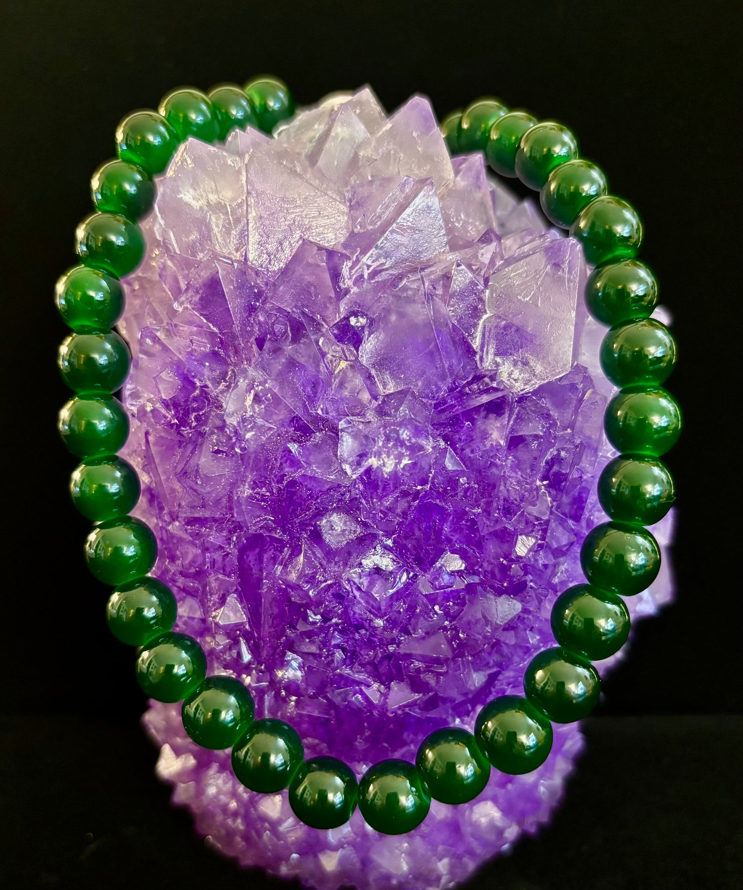 Emerald Green 8mm Beaded Choker Necklace – Bold, Timeless & Vibrant 💚✨