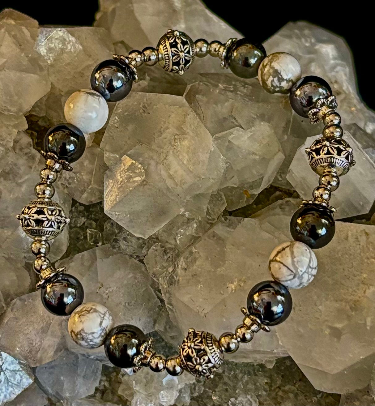 Calm & Comfort Pain Relief Bracelet – Howlite, Hematite & Terahertz