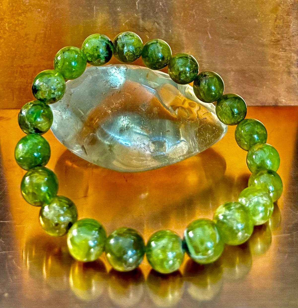 Radiant Light: AAA Grade Natural Peridot 8-9mm Crystal Stretch Bracelet
