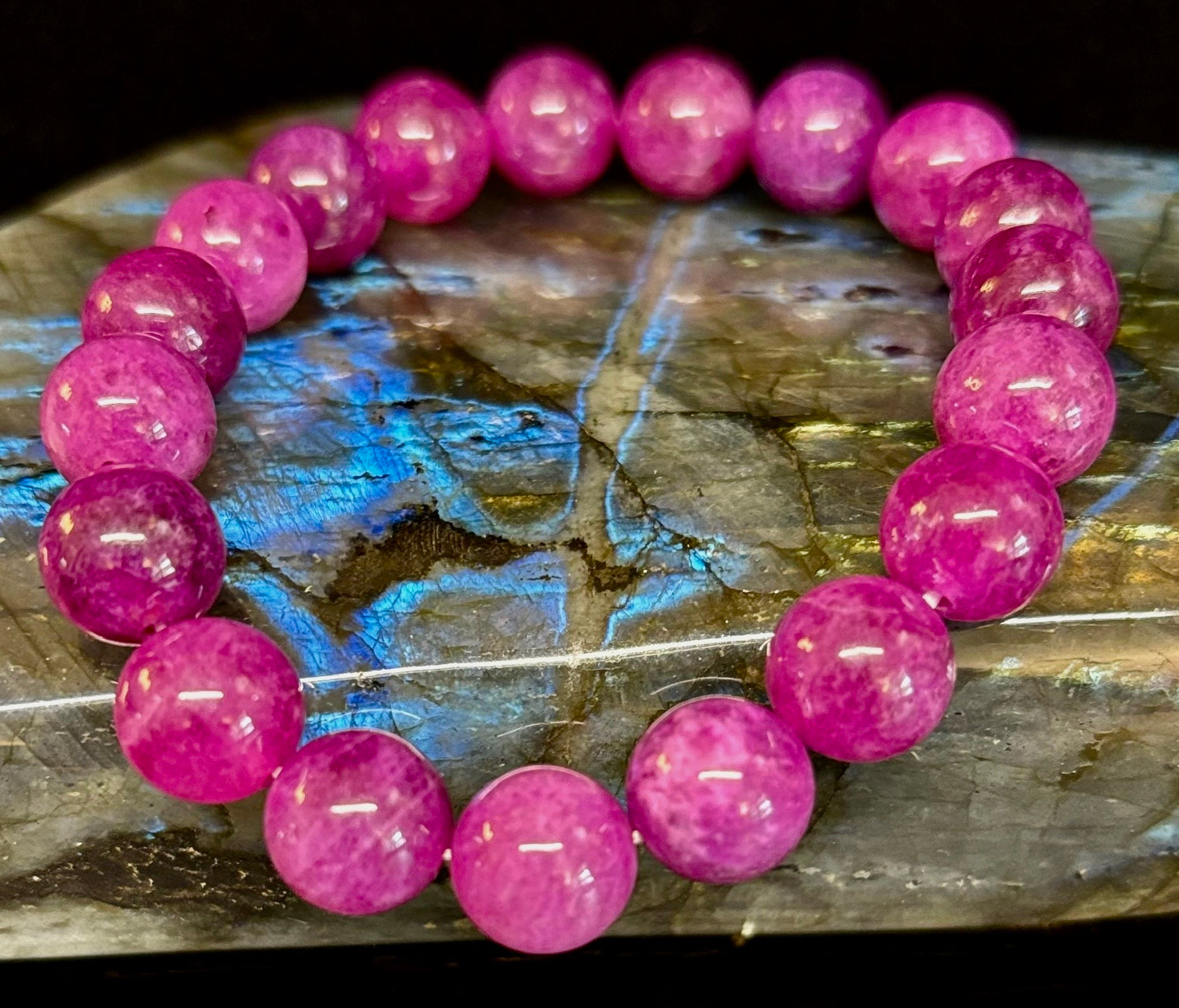 Reiki-Infused Natural Spodumene (Kunzite) Bracelet for Unconditional Love, Heart Chakra Healing & Emotional Balance (10mm)