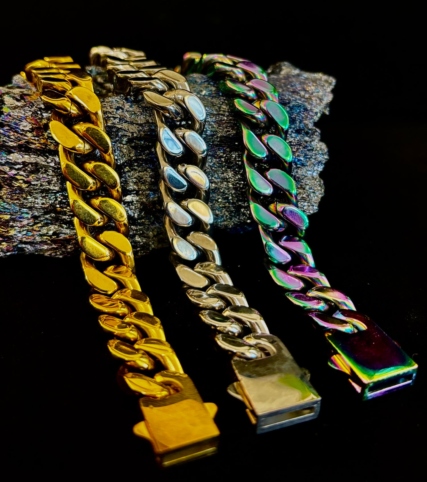Men’s Titanium Steel Chain Bracelet – 22cm Cuban Link, Silver/Gold/Rainbow