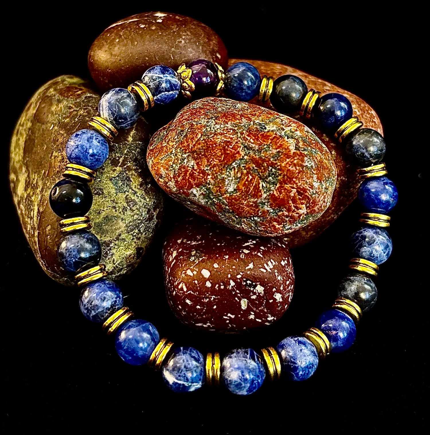 Reiki-Infused ANXIETY SUPPORT Bracelet – Sodalite & Amethyst with Gold Accents