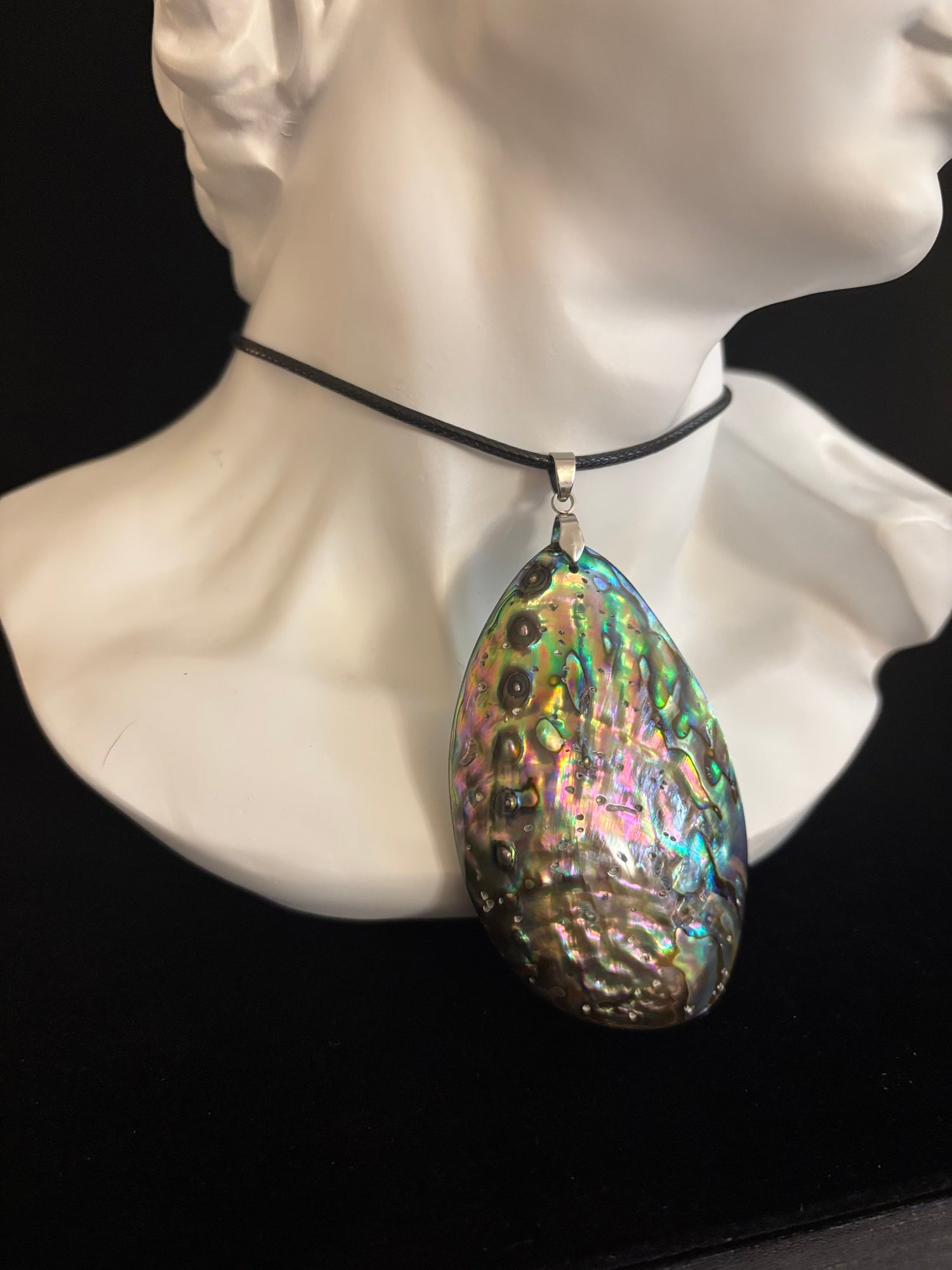 Natural Abalone Shell Copper Edged Pendant Necklace